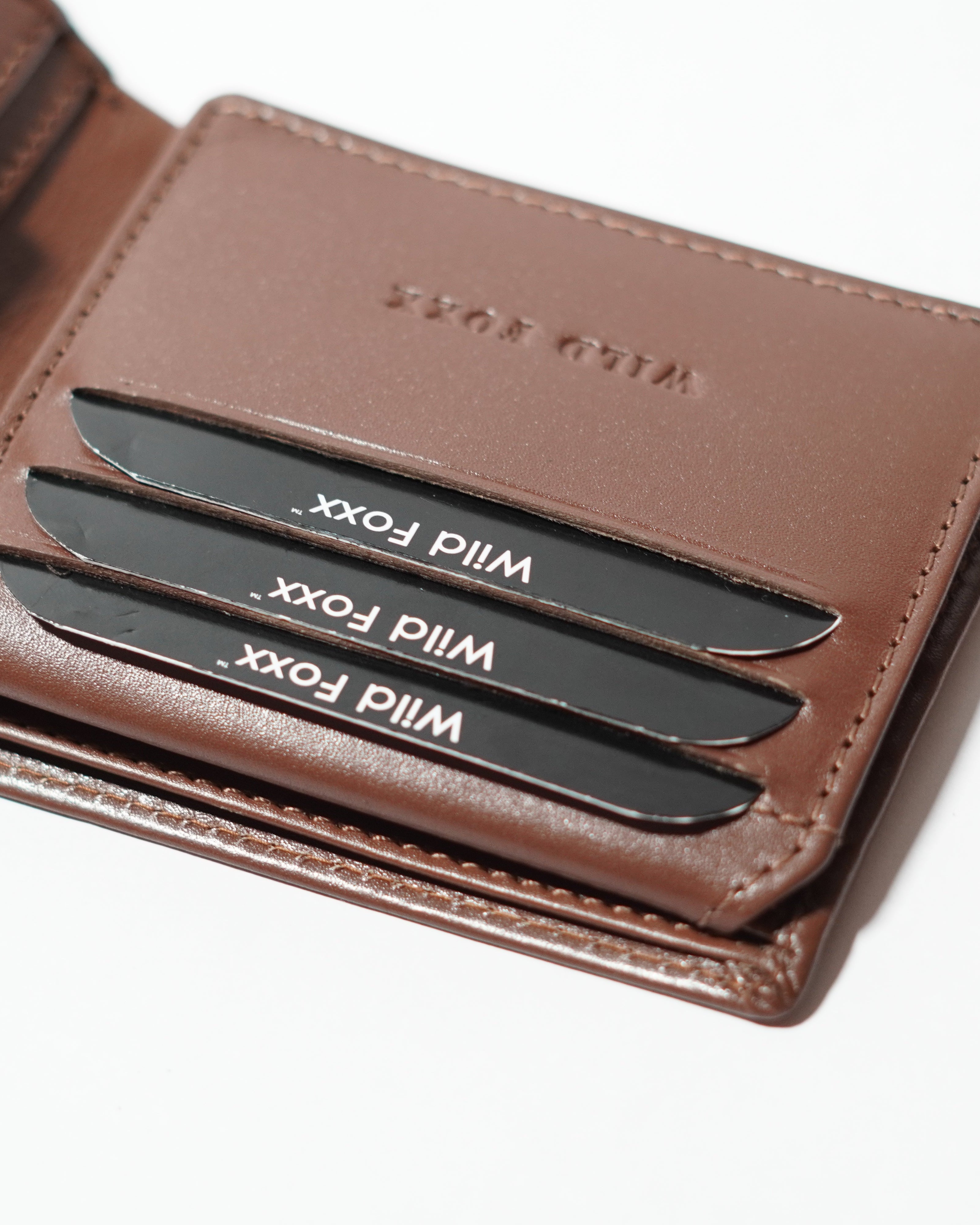 Wildfoxx Classic Saddle Brown Bi-Fold Wallet with Coin Pouch