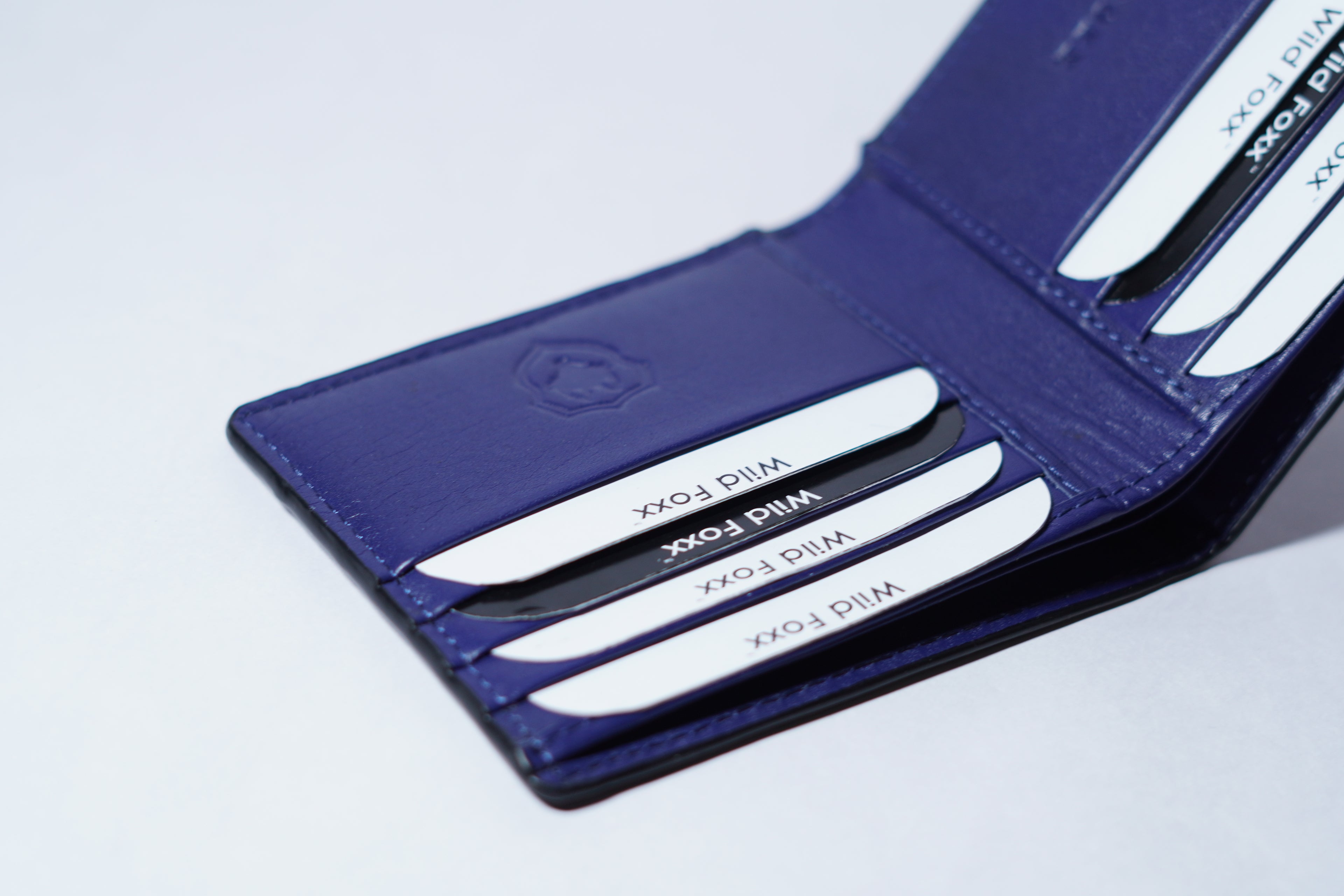 Wildfoxx Legan Dual Tone Leather/Vegan Wallet - Black & Blue