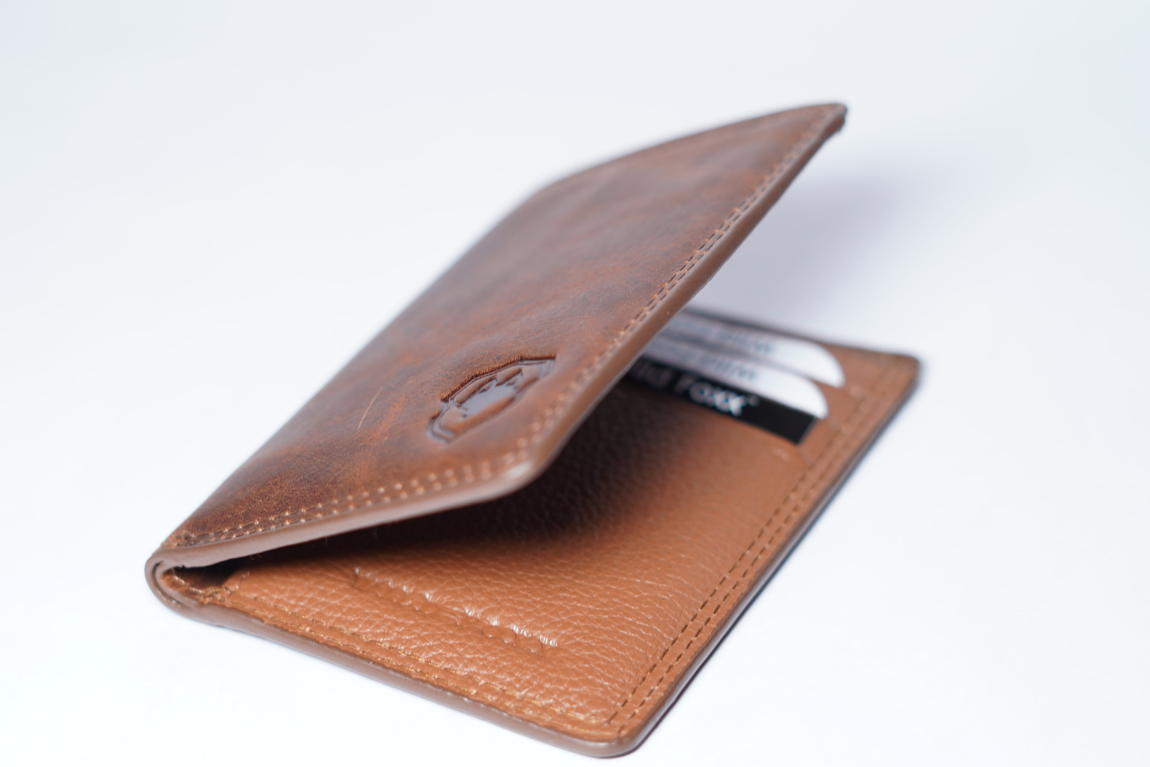 Wildfoxx Bi-Fold Leather Card Holder - Textured Brown